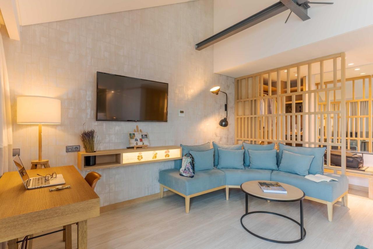 Pestana Douro Riverside - Preferred Hotels & Resorts, Lifestyle Valbom  Exteriör bild A living room at the hotel