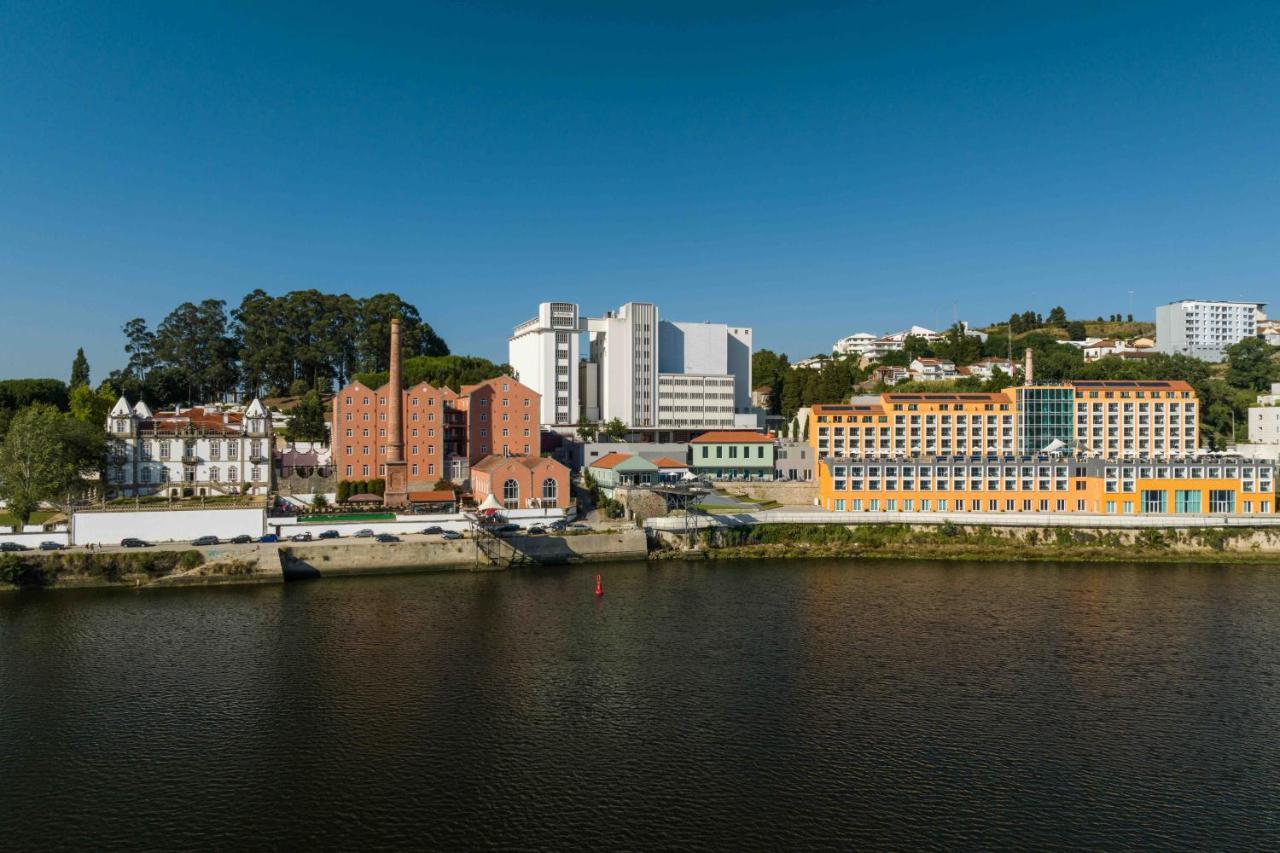 Pestana Douro Riverside - Preferred Hotels & Resorts, Lifestyle Valbom  Exteriör bild The campus of the University of Vigo, in Pontevedra.
