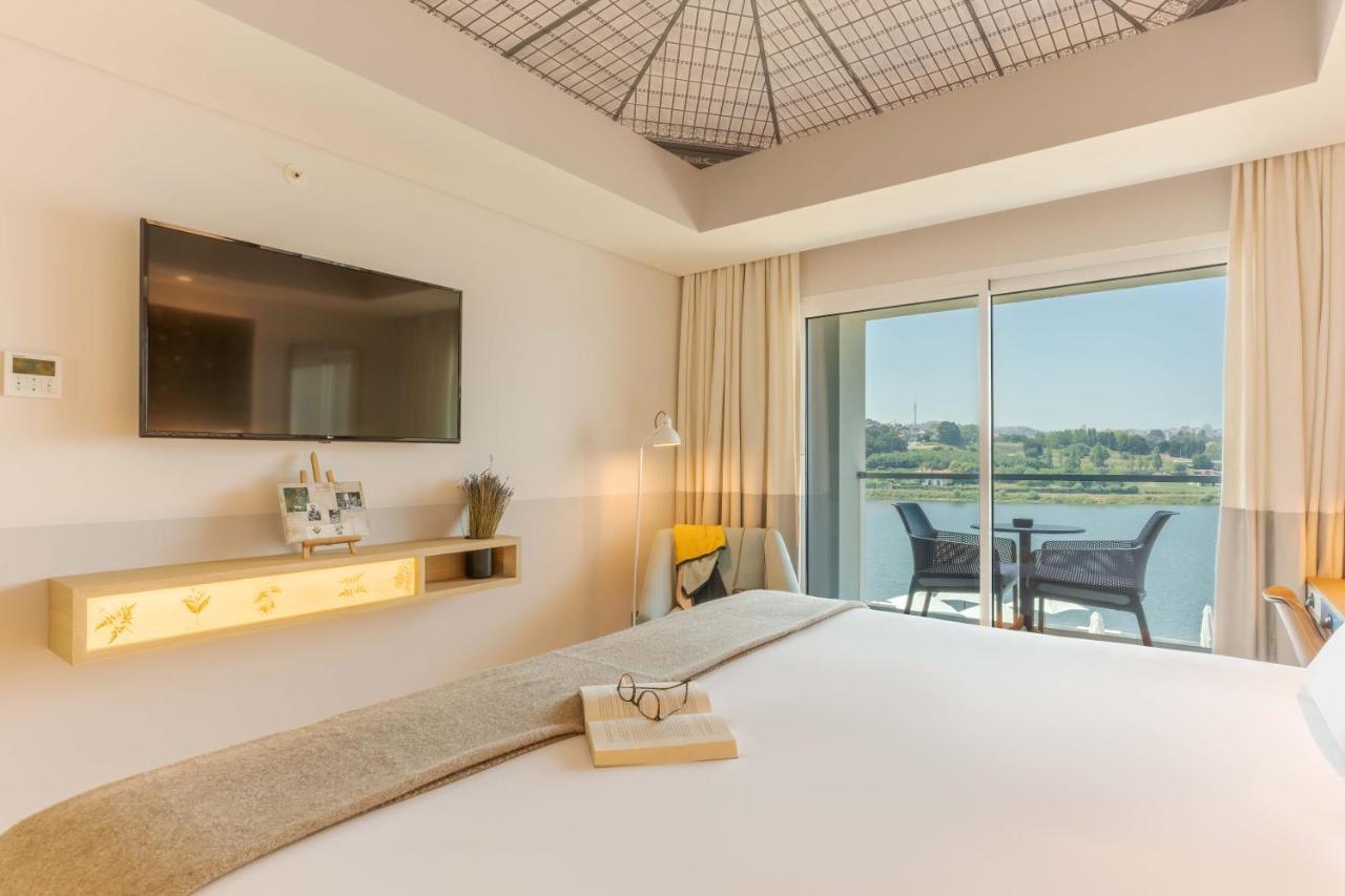 Pestana Douro Riverside - Preferred Hotels & Resorts, Lifestyle Valbom  Exteriör bild A room at the hotel